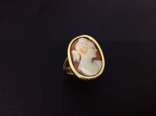 anillo oro 18k con piedra con circonita