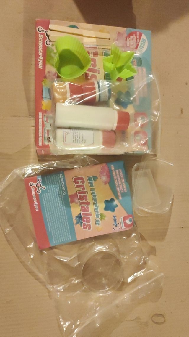 Mini laboratorio de cristales