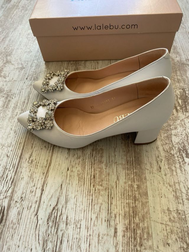 Zapatos cenicienta blancos novia