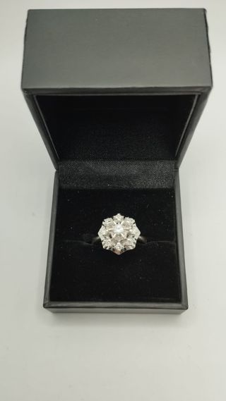 ANILLO ORO 18K BLANCO Y DIAMANTES