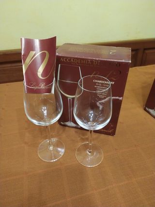 Bicchieri degustazione Chardonnay 