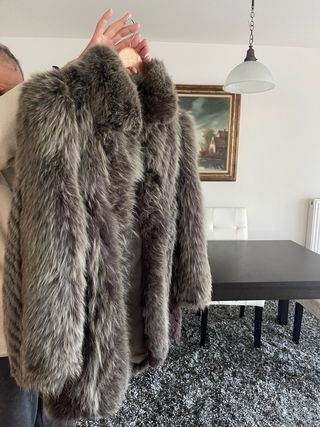 chaquetón /abrigo tipo zorro plateado