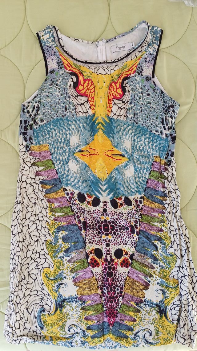 Vestido sin mangas colorido Fórmula Joven