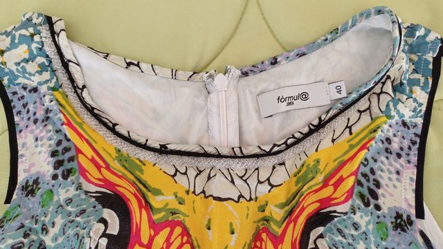 Vestido sin mangas colorido Fórmula Joven