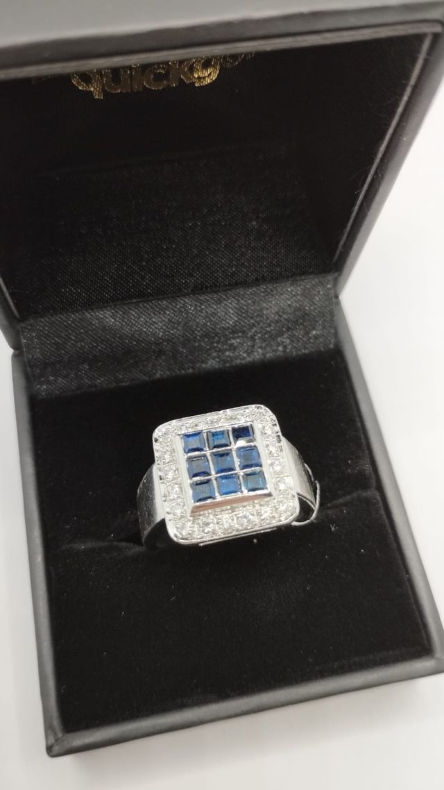 ANILLO ORO 18K BLANCO, DIAMANTES Y ZAFIROS