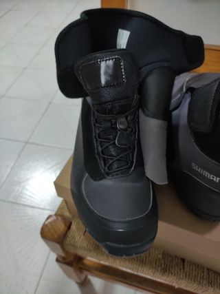 Zapatillas nuevas de MTB invierno  de olma ancha 