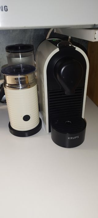 Conjunto Nespresso.