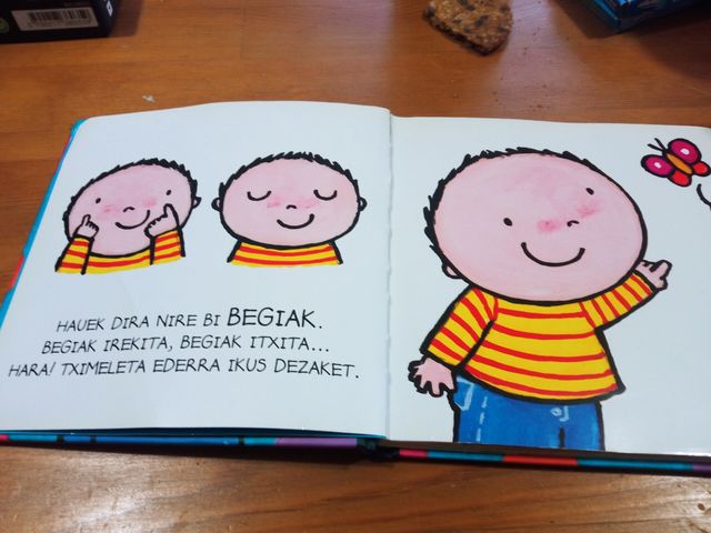 *Libro Honelakoa naiz ni