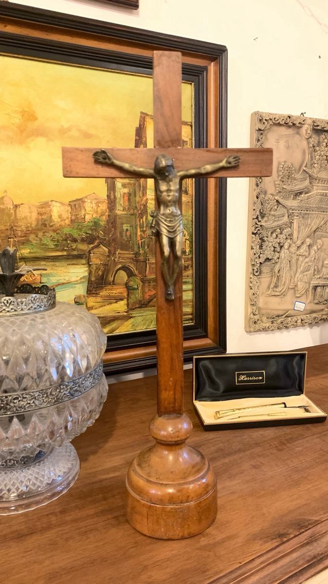 Crocifisso d’altare di fine 800