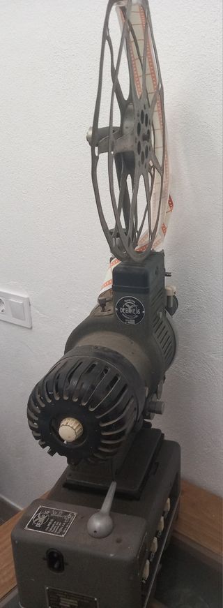 Máquina proyección películas antiguas