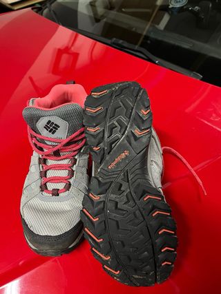 Botas de montaña Columbia T38