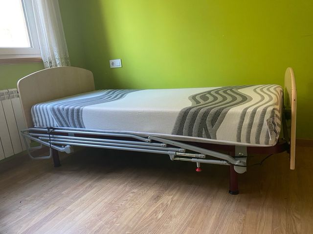 Cama hospitalaria eléctrica 90x190cm  