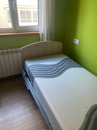 Cama hospitalaria eléctrica 90x190cm  