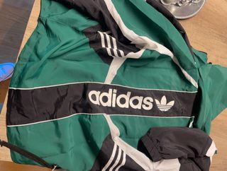 Chaqueta adidas