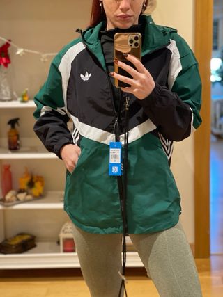 Chaqueta adidas