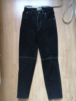 Pantalón cuero