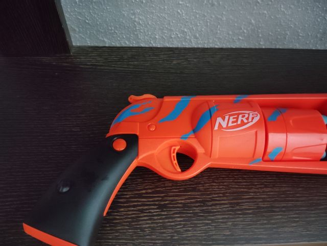 PISTOLA FORTNITE.10€