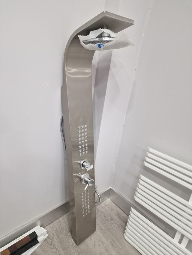 Columna ducha hidromasaje  inoxidable