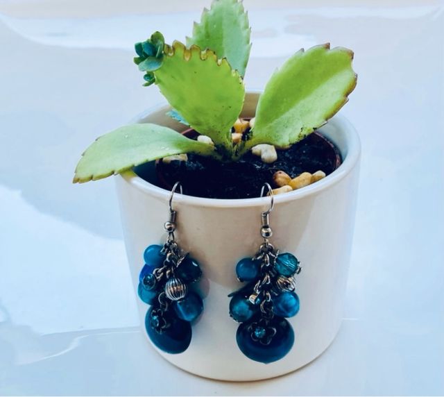 Pendientes azules
