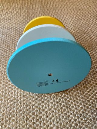 Suporte de madeira para bolos