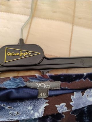 Falda de fiesta en terciopelo