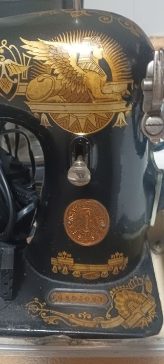 Maquina de coser singer