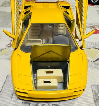 Lamborghini Diablo 1:18.