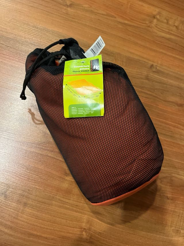 Manta polar quechua nuevo a estrenar