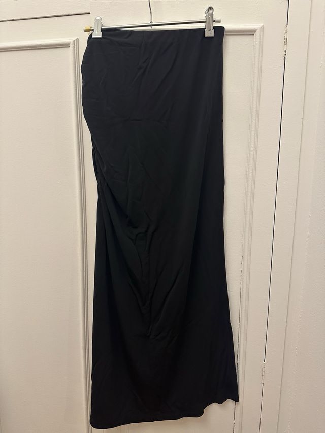 Falda larga recta elástica