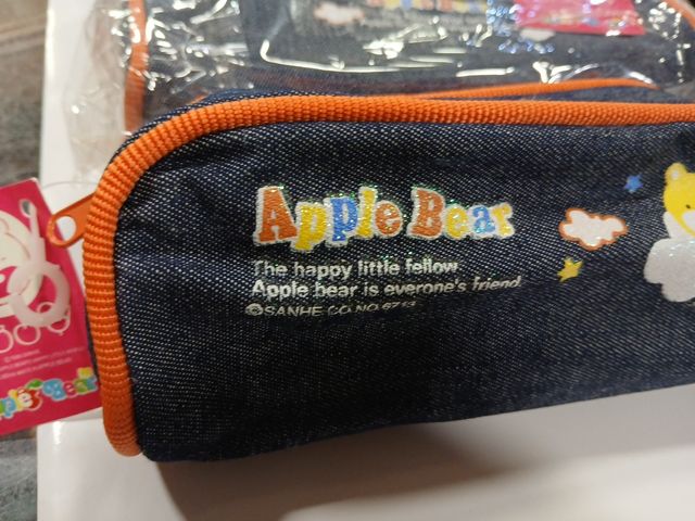 Lote de 48 estuches Apple Bear