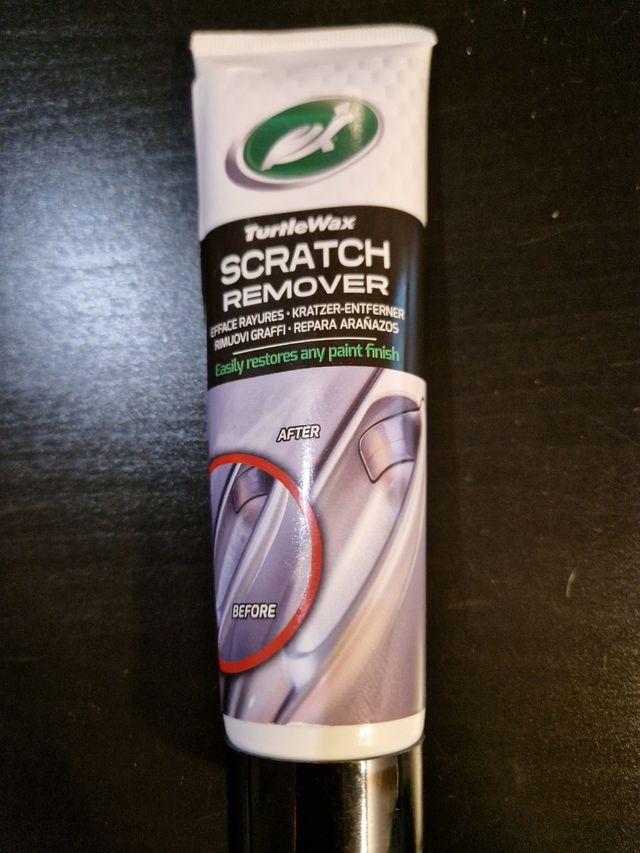 Pasta repara arañazos