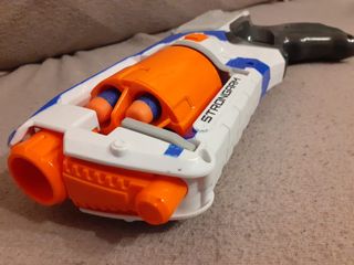 NERF "Elite STRONGARM"