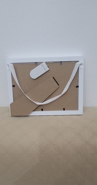 CORNICE PORTAFOTO CON LUCE LED