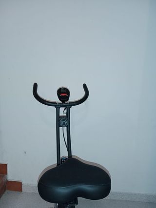 Bicicleta estática plegable