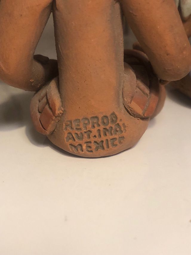 Coppia di statuine messicane