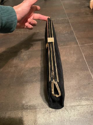 Pochette nera in pelle scamosciata