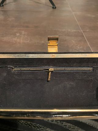 Pochette nera in pelle scamosciata