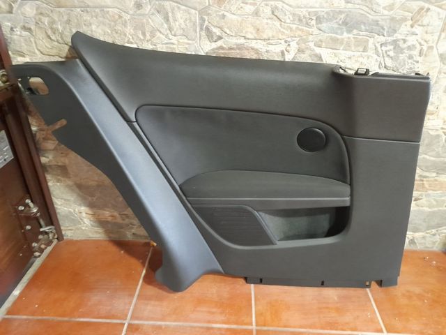 Paneles puertas golf 6 3 puertas