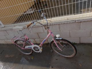 Vendo  bicicleta clásica  plegable.