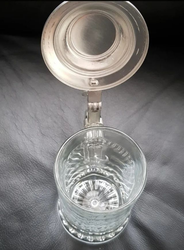 Jarra cerveza sin usar