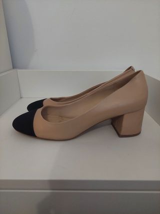 Zapato nude de Violeta by Mango 