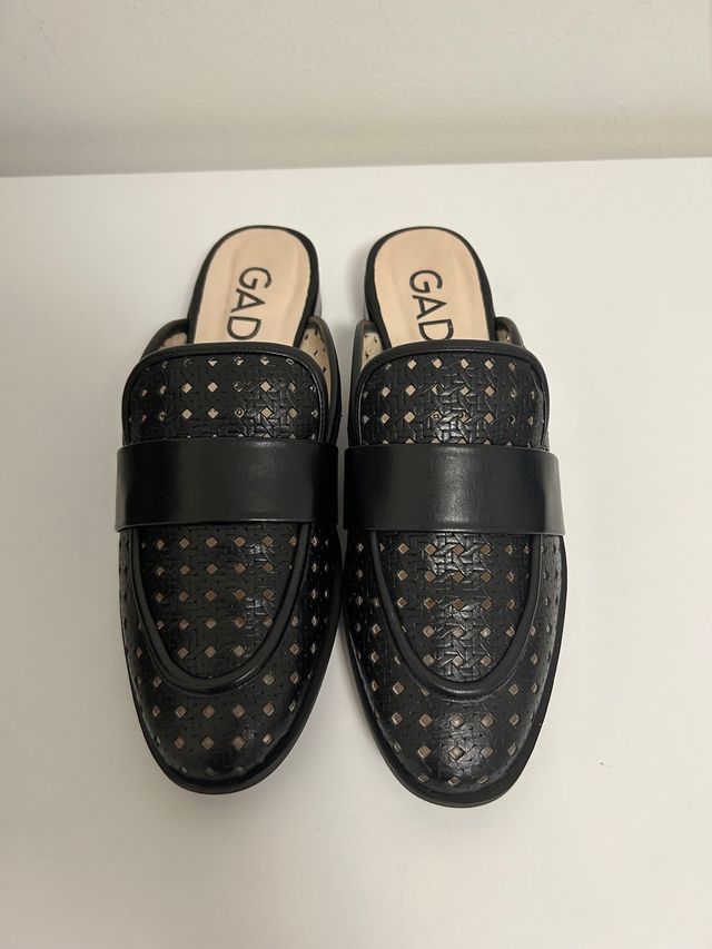 Zapato plano mujer talla 37 (mules) color negro