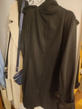 Chaquetón tipo militar tres cuartos mujer