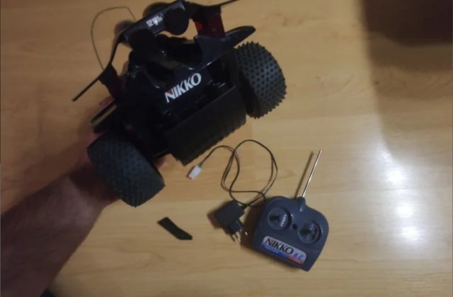Auto radiocomandata Nikko Xpander