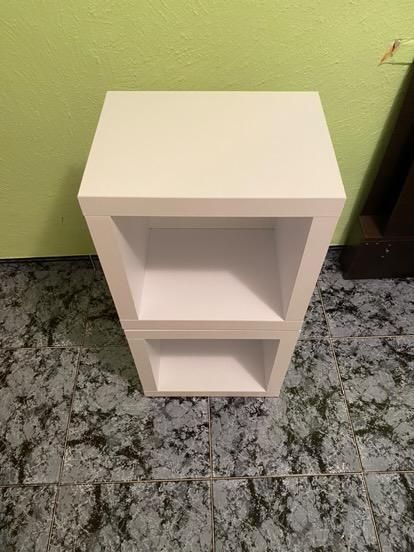 Vendos dos mesitas blancas 40x40 c/u (cómo nuevas)