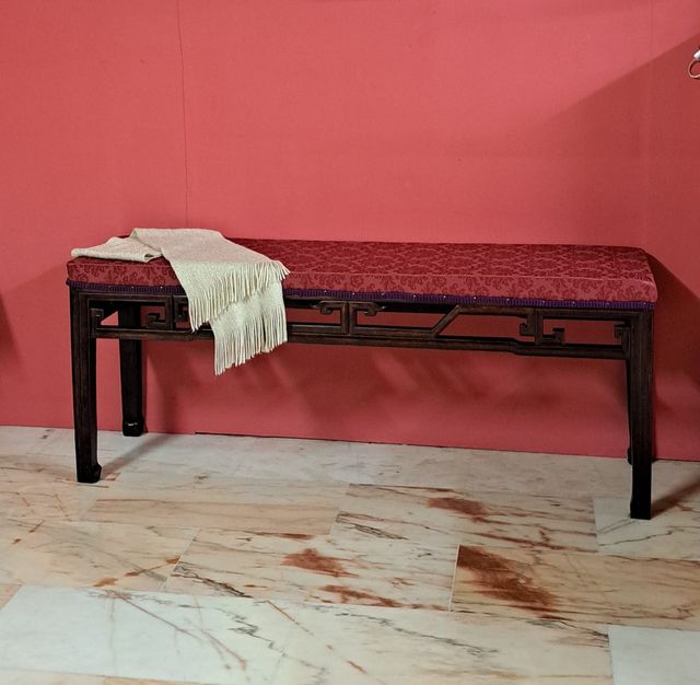 Vecchia panca imbottita