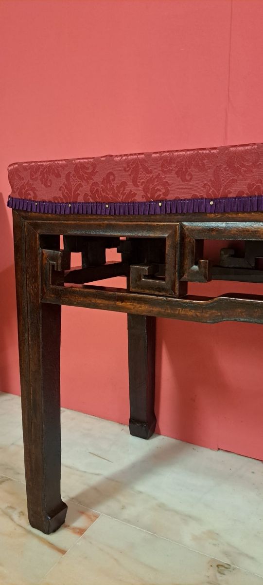 Vecchia panca imbottita