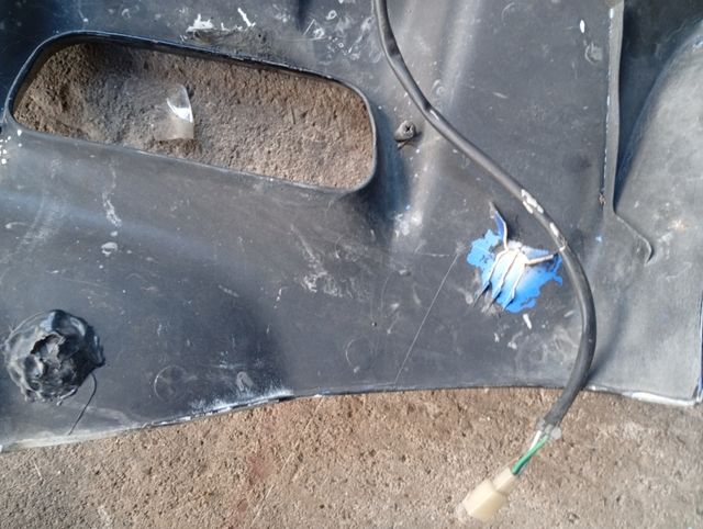 TAPA LATERAL DERECHA TRANSALP 600