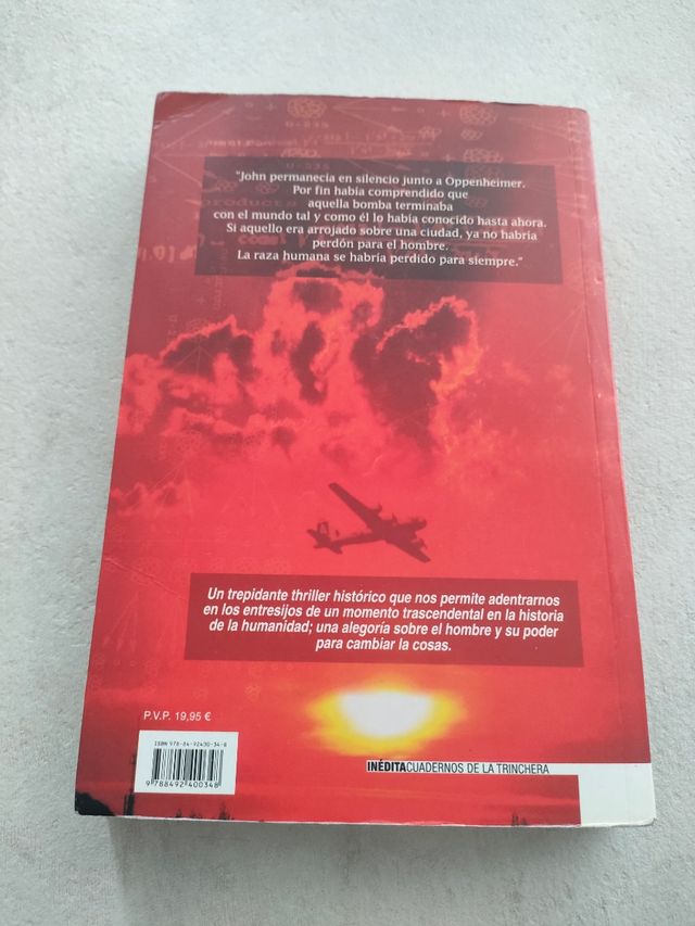 Libro "Sol rojo sobre Hiroshima"