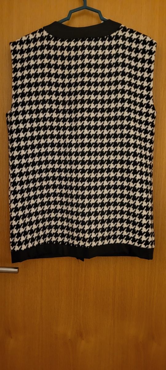 Chaleco de mujer con etiqueta, sin estrenar